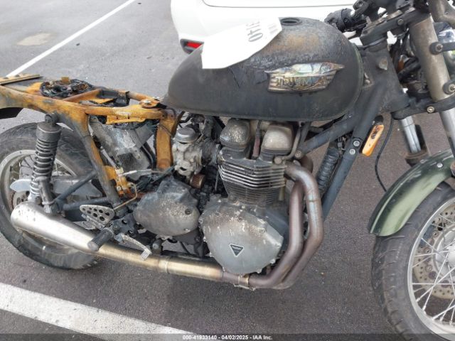 2015 TRIUMPH MOTORCYCLE THRUXTON SMT920K17FT658401 Photo 7