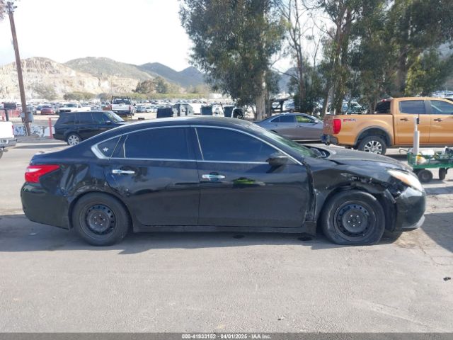 1N4AL3AP7HC475721 Nissan Altima 2.5 S