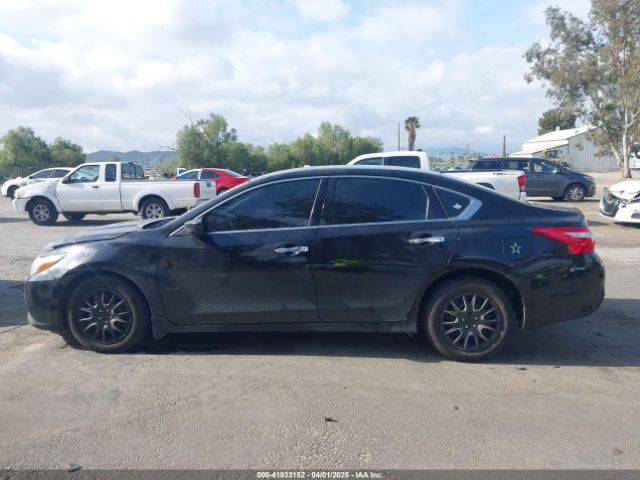 1N4AL3AP7HC475721 Nissan Altima 2.5 S
