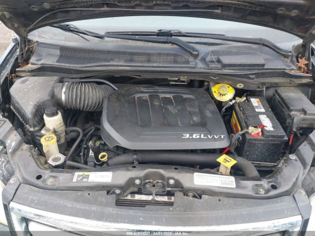 2C4RC1BG0FR553762 Chrysler Town & Country Touring