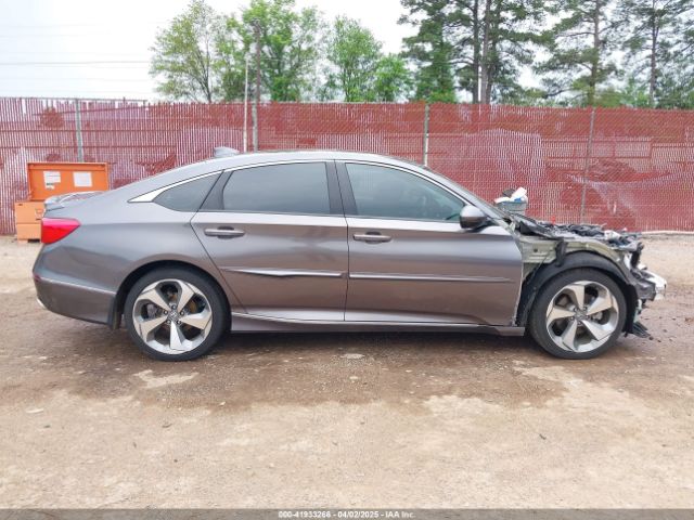 1HGCV1F95JA219205 Honda Accord Touring