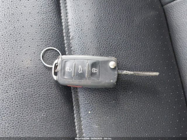 3VWD17AJ8JM245154 Volkswagen Jetta 1.8t Se Sport