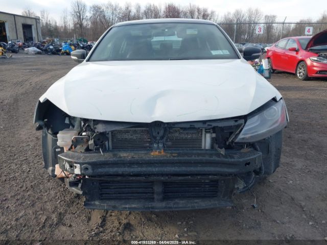 3VWD17AJ8JM245154 Volkswagen Jetta 1.8t Se Sport