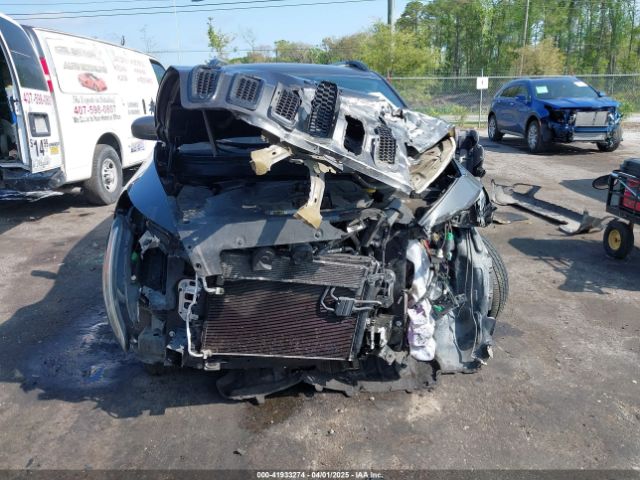 1C4PJMCS9GW103845 Jeep Cherokee Altitude
