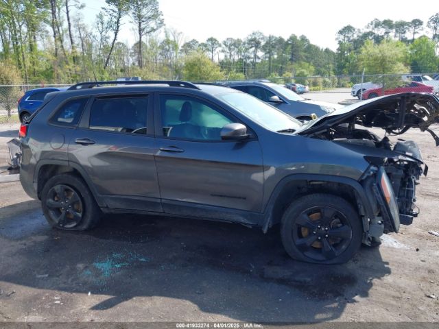 1C4PJMCS9GW103845 Jeep Cherokee Altitude