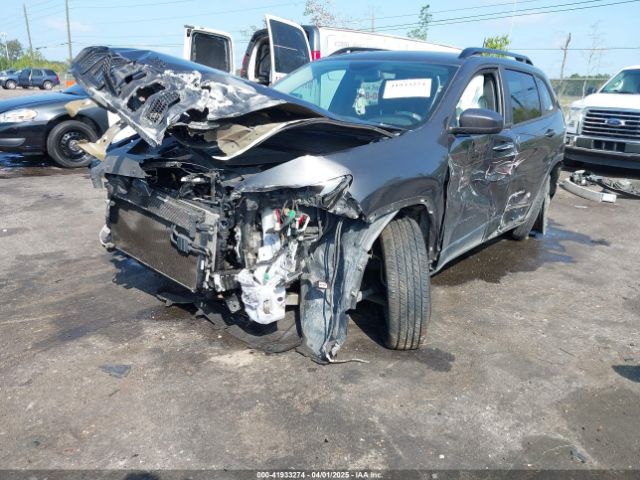 1C4PJMCS9GW103845 Jeep Cherokee Altitude