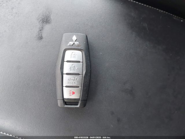 JA4J3UA87PZ055388 Mitsubishi Outlander Se 2.5 2wd