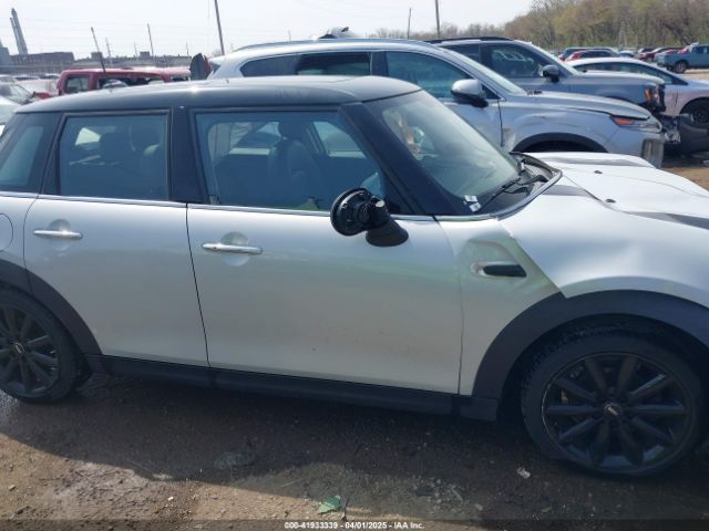 WMWXU1C54G2A93779 Mini Hardtop Cooper