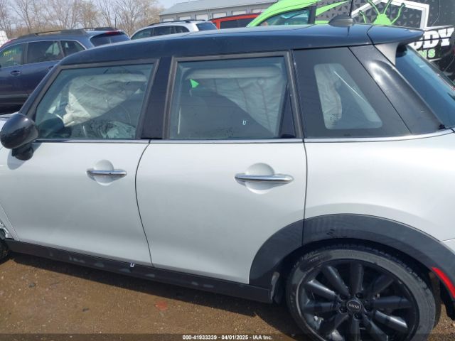 WMWXU1C54G2A93779 Mini Hardtop Cooper
