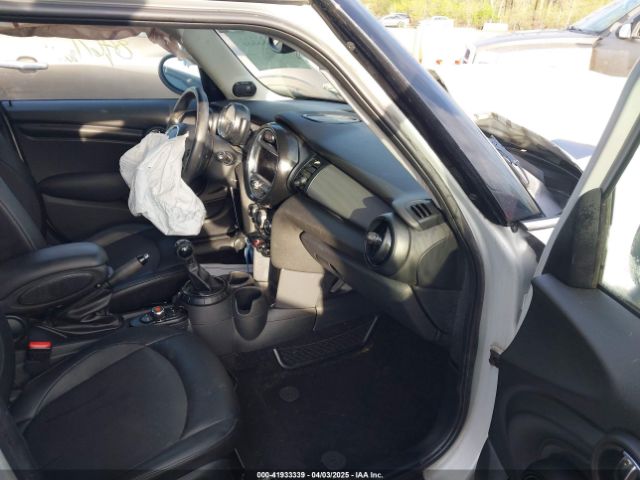 WMWXU1C54G2A93779 Mini Hardtop Cooper
