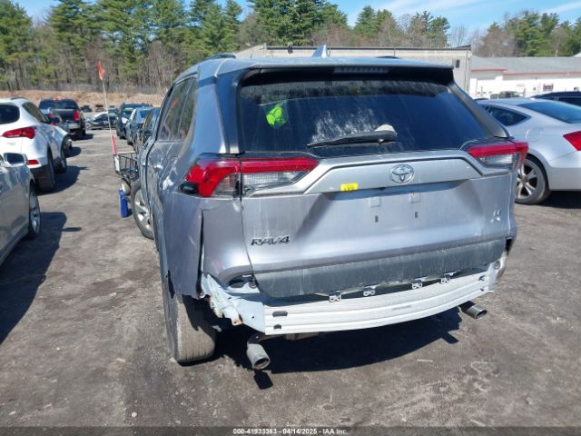 2T3F1RFVXKW051521 Toyota RAV4 LE