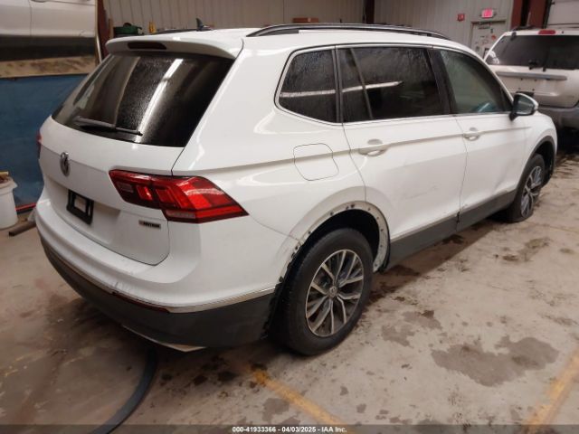 3VV2B7AX9LM124679 Volkswagen Tiguan 2.0t Se/2.0t Se R-line Black/2.0t Sel