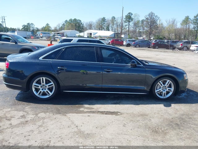Audi A8 L 3.0t 2016 WAU34AFD8GN010481 Image 13