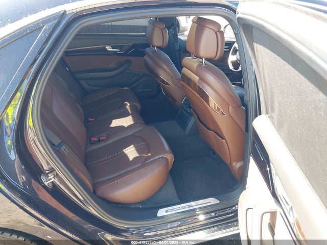 Audi A8 L 3.0t 2016 WAU34AFD8GN010481 Image 8