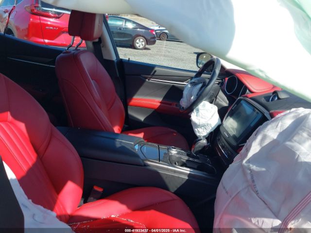 2018 MASERATI GHIBLI ZAM57YTA3J1299947 Photo 4