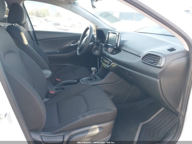 KMHH35LE8LU121513 Hyundai ELANTRA GT