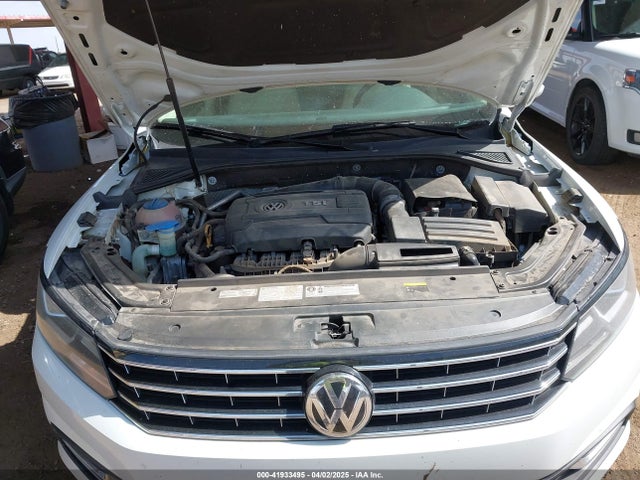 1VWBT7A34HC053289 Volkswagen Passat 1.8t Se