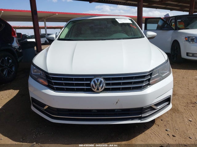 1VWBT7A34HC053289 Volkswagen Passat 1.8t Se