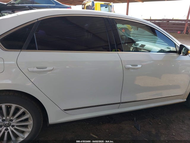 1VWBT7A34HC053289 Volkswagen Passat 1.8t Se