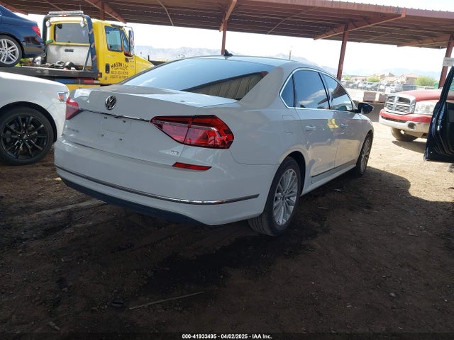 1VWBT7A34HC053289 Volkswagen Passat 1.8t Se