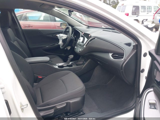1G1ZD5ST8SF145683 Chevrolet Malibu Fwd 1lt
