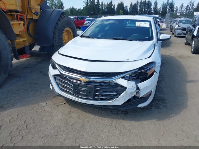 1G1ZD5ST8SF145683 Chevrolet Malibu Fwd 1lt