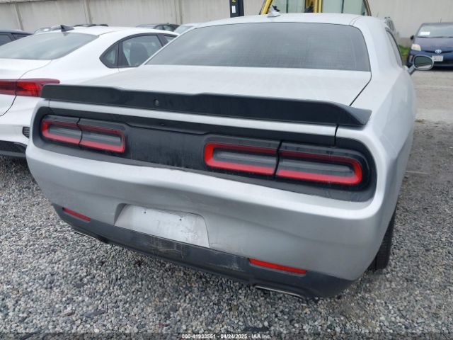 2C3CDZAG8KH655513 Dodge Challenger Sxt