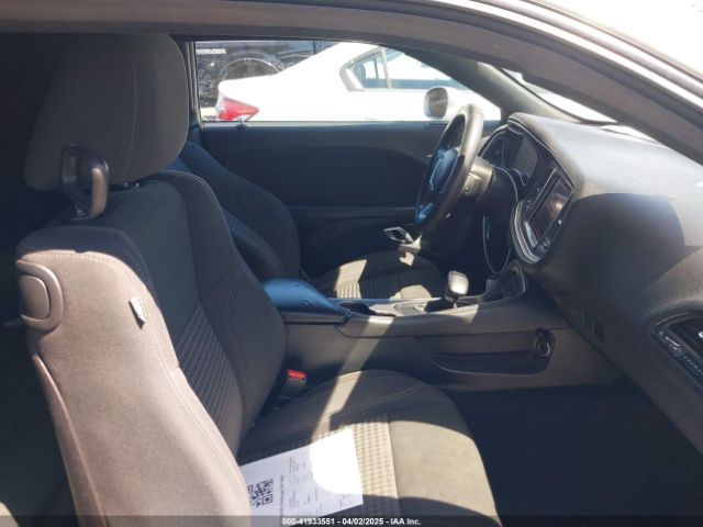 2C3CDZAG8KH655513 Dodge Challenger Sxt