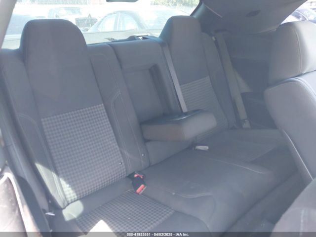 2C3CDZAG8KH655513 Dodge Challenger Sxt
