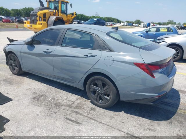 KMHLM4AG9PU444013 Hyundai ELANTRA SEL