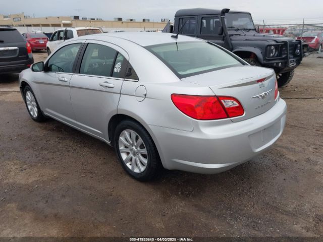 2010 CHRYSLER SEBRING 1C3CC5FB3AN202530 Photo 2