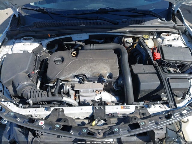 1G1ZE5ST5HF170174 Chevrolet MALIBU 1LT