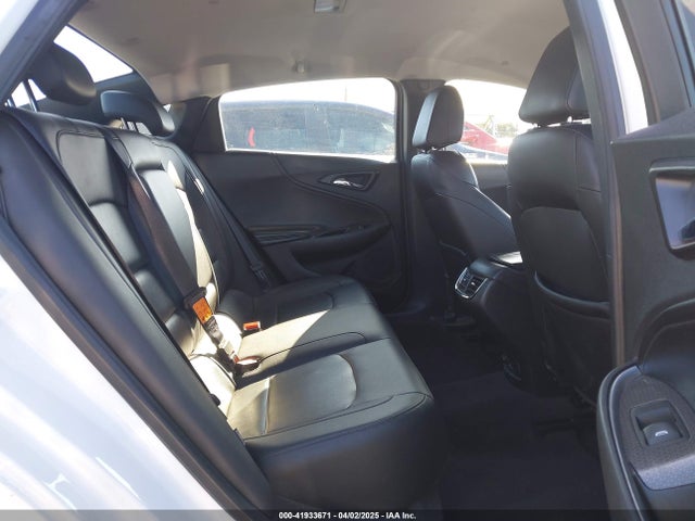 1G1ZE5ST5HF170174 Chevrolet MALIBU 1LT