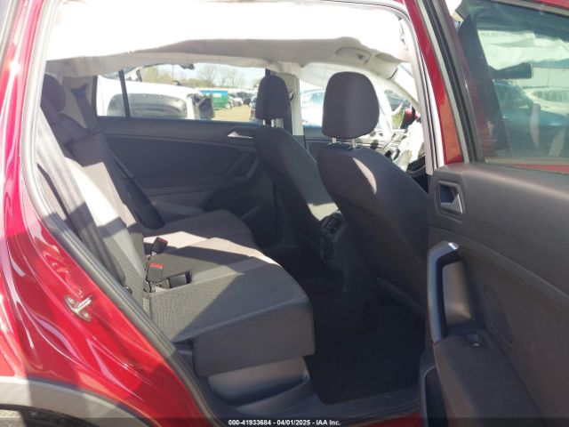 3VV0B7AX6KM095423 Volkswagen Tiguan 2.0t S
