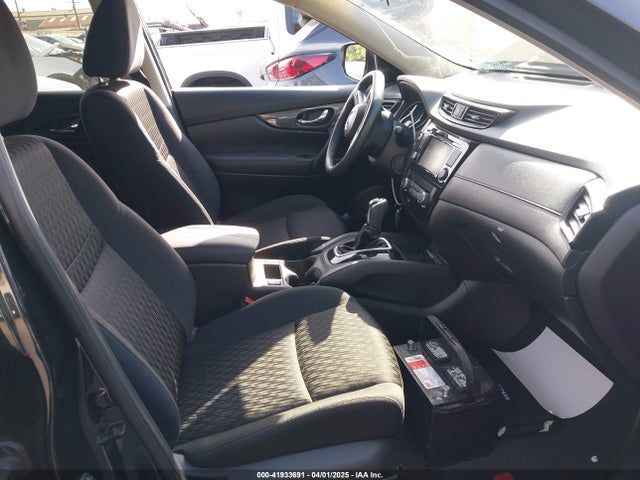KNMAT2MTXJP606555 Nissan ROGUE SV