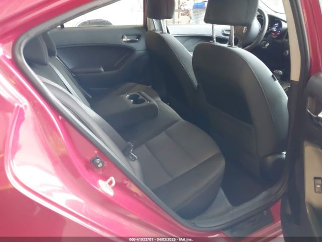 KNAFX4A6XF5289428 KIA FORTE LX