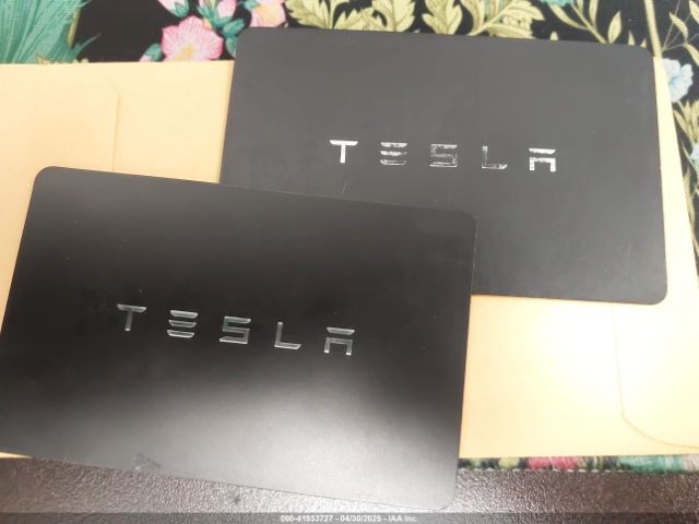 5YJ3E1EA5RF870377 Tesla MODEL 3
