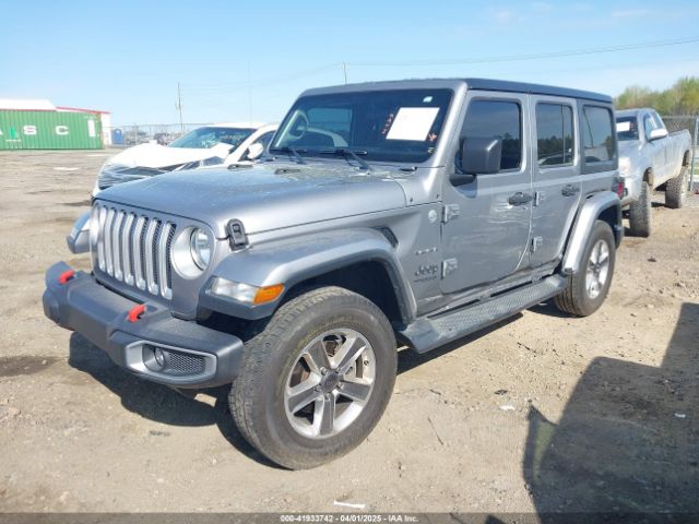 1C4HJXEN6LW204560 Jeep Wrangler Unlimited Sahara 4x4