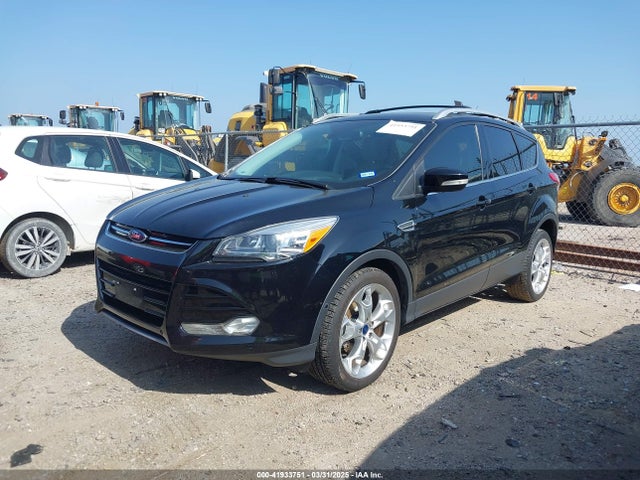 1FMCU0JX5GUC88013 Ford Escape Titanium