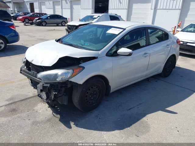 KIA FORTE LX 2016 KNAFX4A65G5503050 Image 2