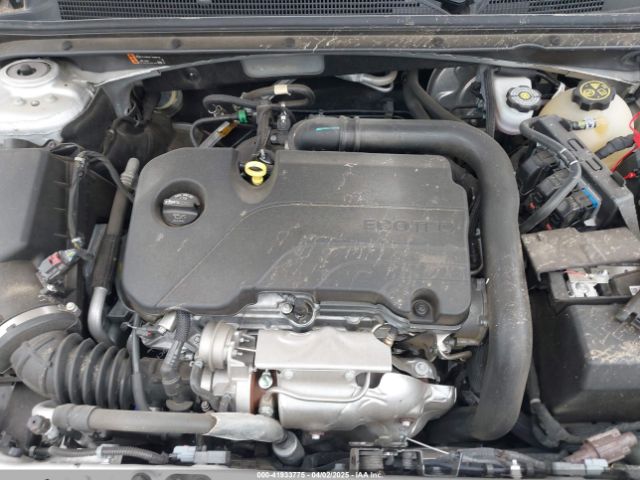 1G1ZD5ST7NF151995 Chevrolet Malibu Fwd Lt