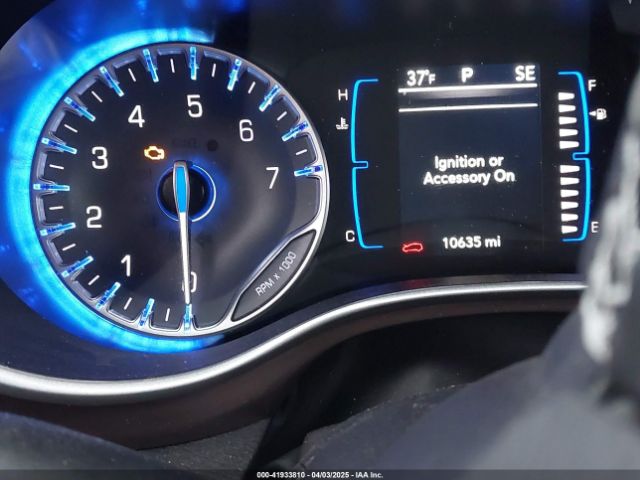 2C4RC1CGXPR608105 Chrysler Voyager Lx
