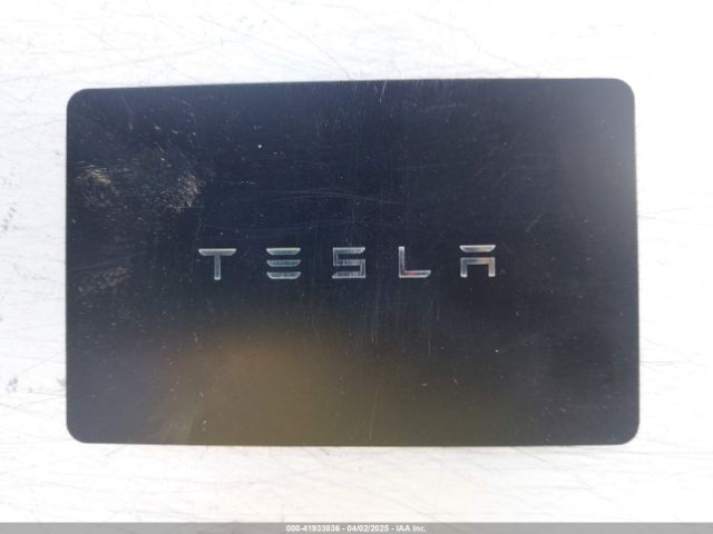 7SAYGDED5RF103983 Tesla Model Y Long Range Dual Motor All-wheel Drive/rwd