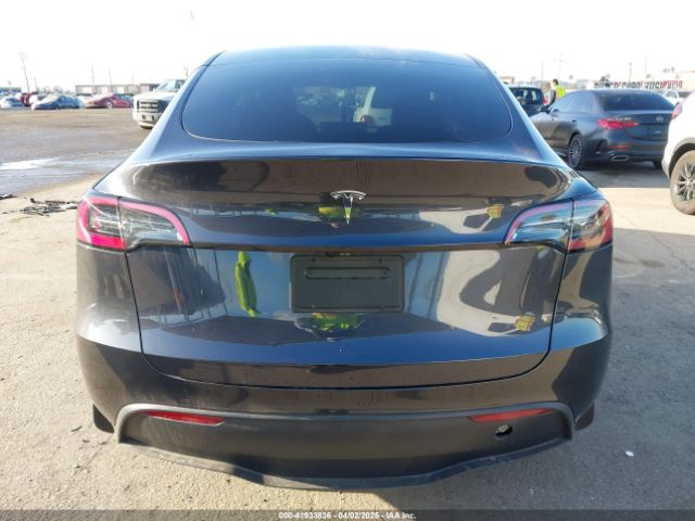 7SAYGDED5RF103983 Tesla Model Y Long Range Dual Motor All-wheel Drive/rwd