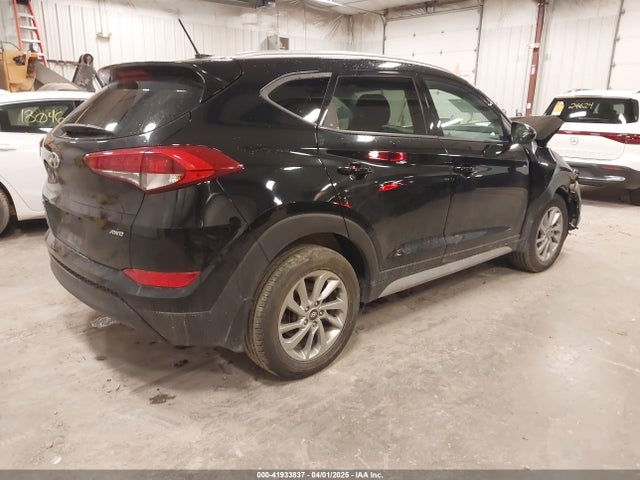Hyundai TUCSON SE 2017 KM8J3CA46HU583267 Image 4