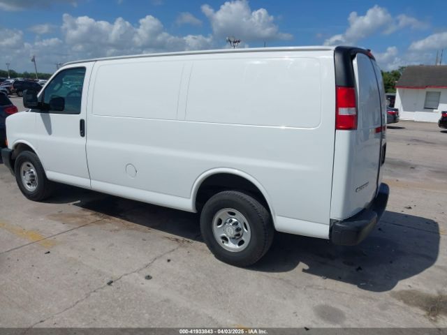 1GCWGAFF0H1298823 Chevrolet Express 2500 Work Van