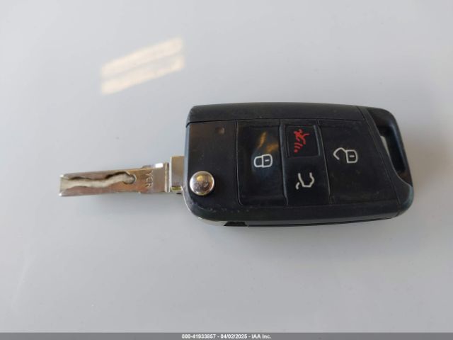 3VW017AU7HM542838 Volkswagen Golf Sportwagen Tsi S