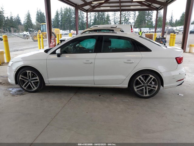 WAUB8GFF7J1020129 Audi A3 2.0t Premium/2.0t Tech Premium