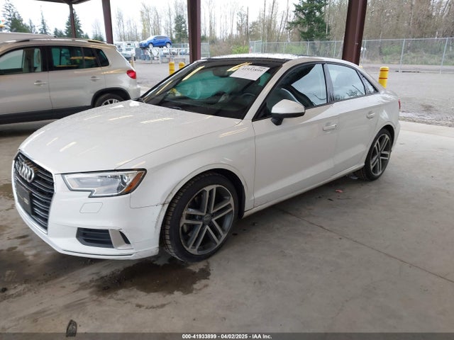 2018 AUDI A3 WAUB8GFF7J1020129 Photo 1