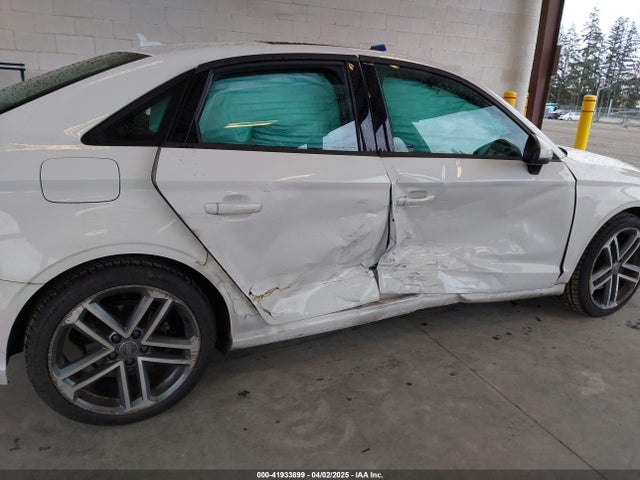 2018 AUDI A3 WAUB8GFF7J1020129 Photo 5